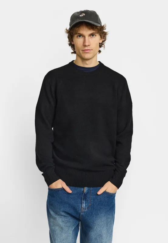 Knit Sweater / 6537 - Black made by Revolution