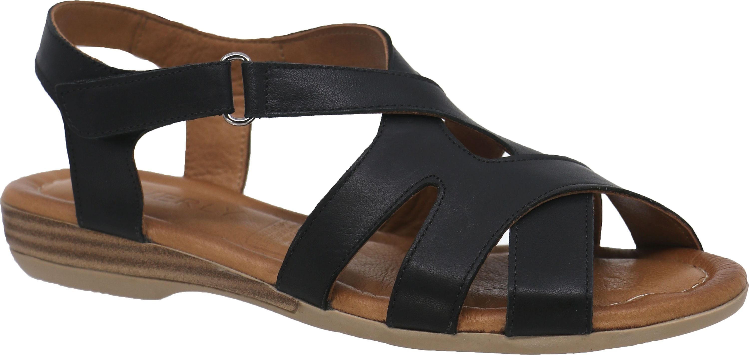 Delilah Black sold by Quarks / Urban Trail