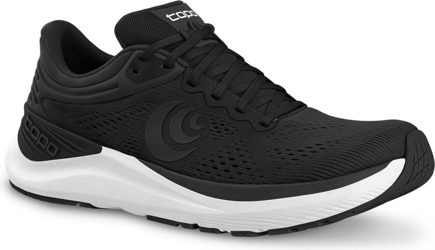 M Ultrafly 4 Black White sold by Quarks / Urban Trail