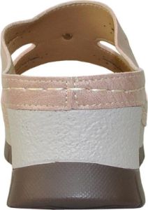 Destiny Pink sold by Quarks / Urban Trail