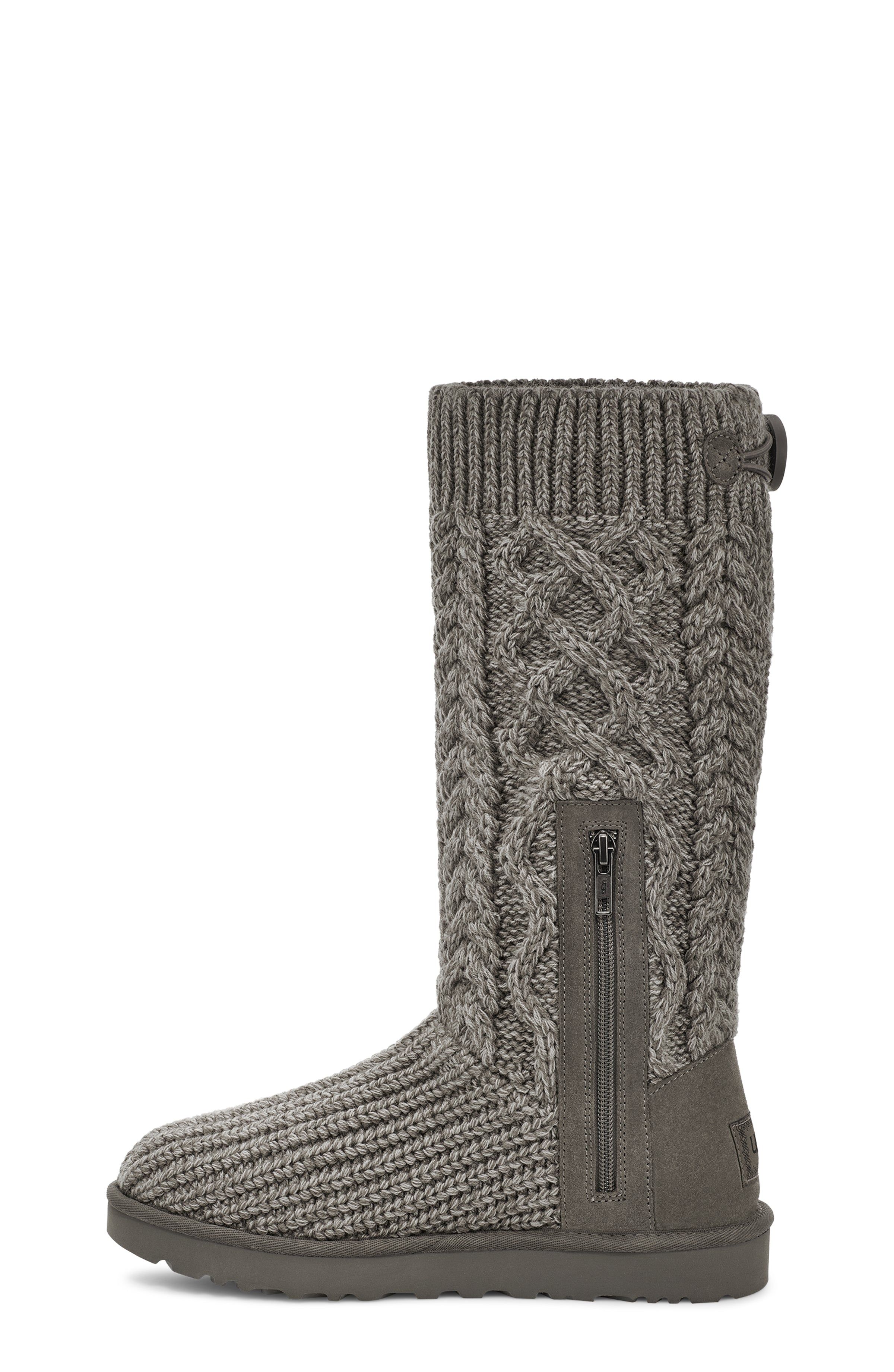 Cardi Cable Knit Grey sold by Quarks / Urban Trail product image thumbnail 3