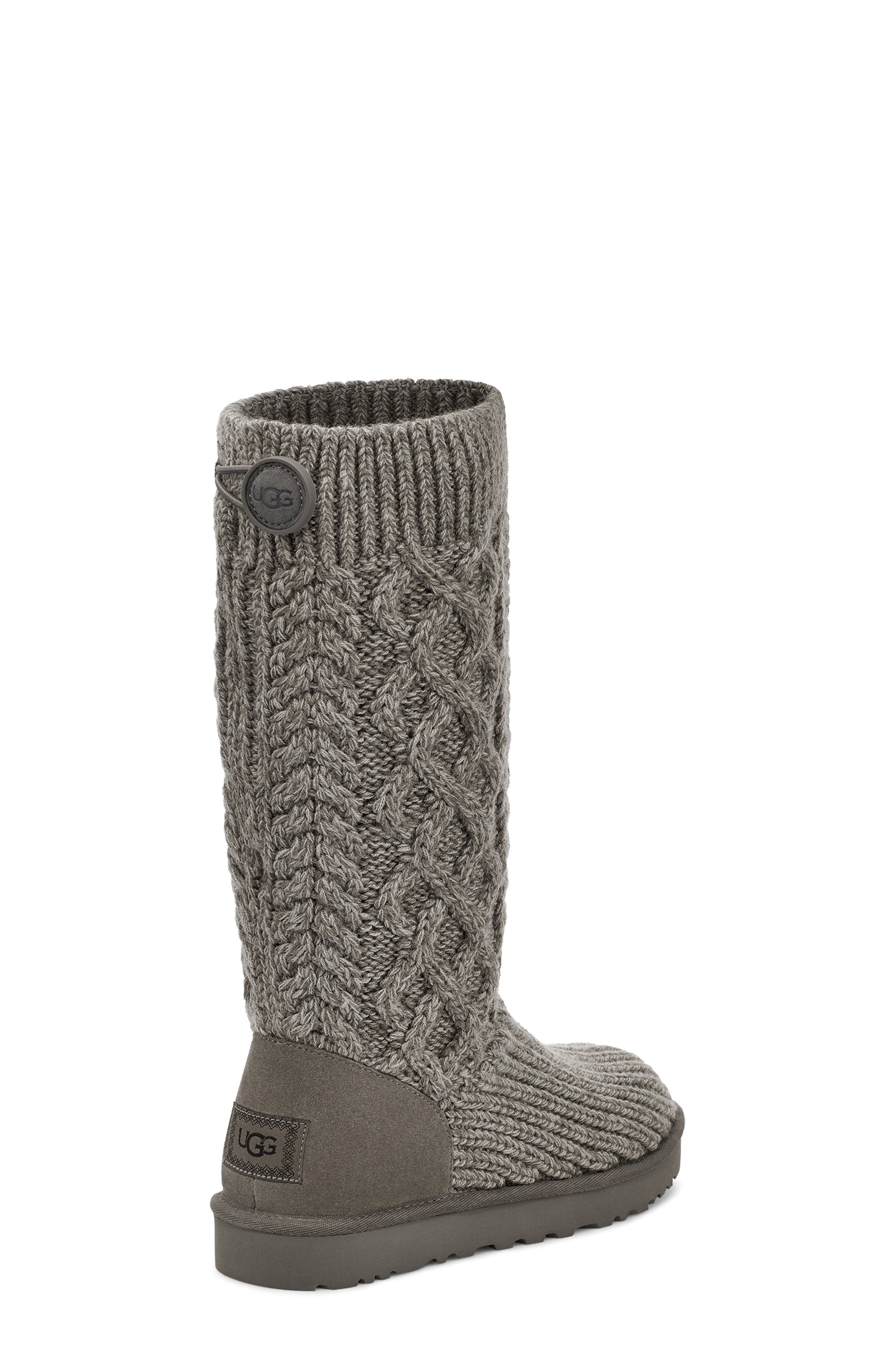 Cardi Cable Knit Grey sold by Quarks / Urban Trail product image thumbnail 4
