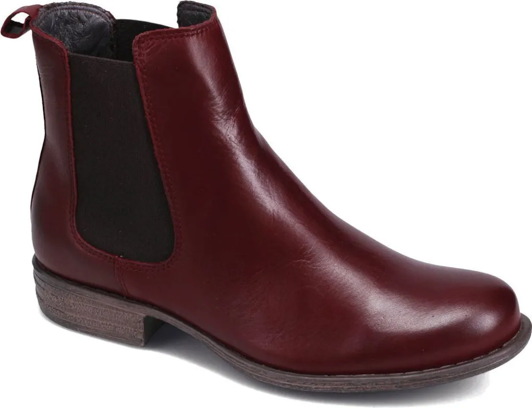 Lewis Bordeaux sold by Quarks / Urban Trail