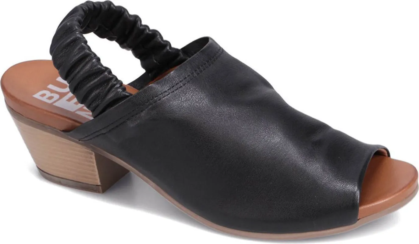 Lydia Black sold by Quarks / Urban Trail