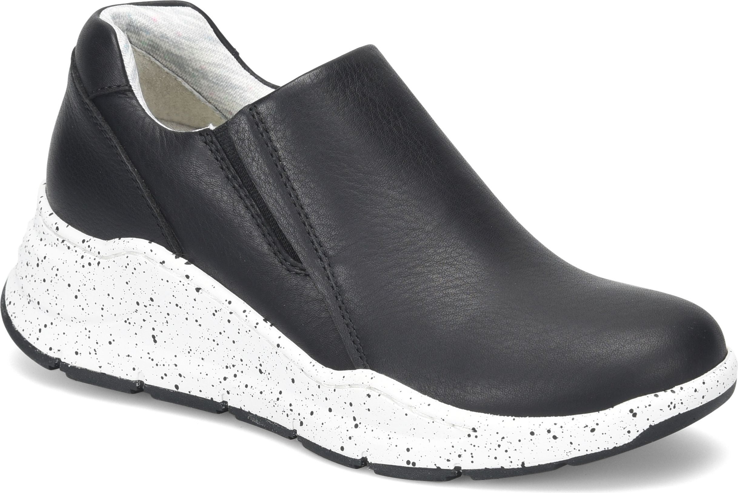 Luna Leather Black sold by Quarks / Urban Trail