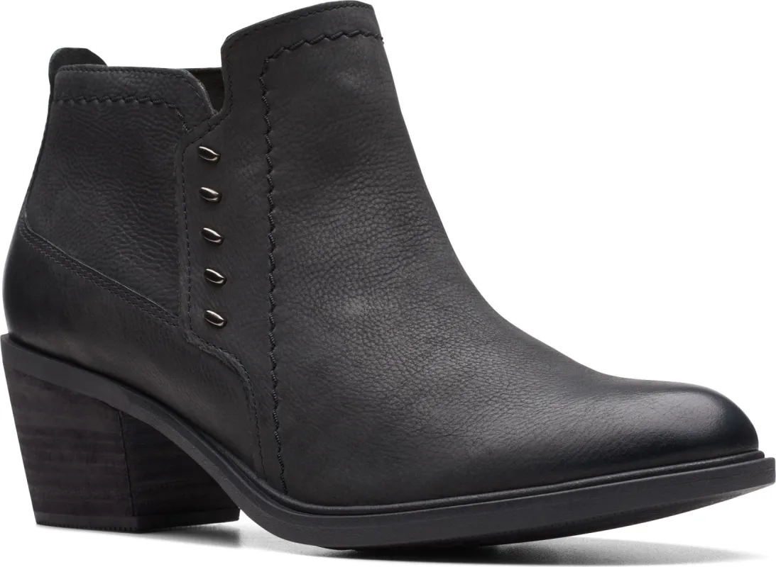 Neva Lo Black Leather sold by Quarks / Urban Trail