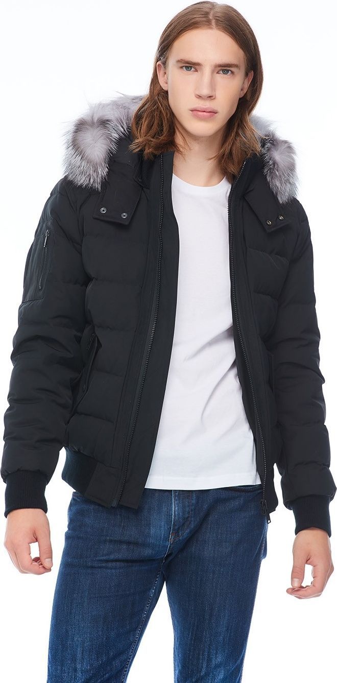 Scotchtown Bomber Black sold by Quarks / Urban Trail