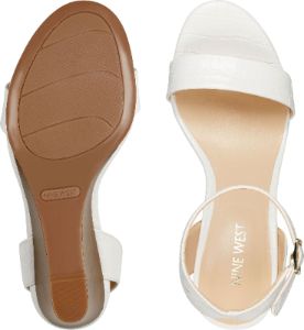 Nadine Crocopu White sold by Quarks / Urban Trail