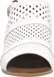 Maya01 White sold by Quarks / Urban Trail