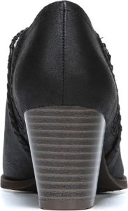 Joelle Black - Wide sold by Quarks / Urban Trail