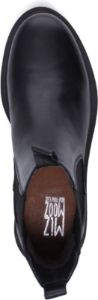 Lizette Black sold by Quarks / Urban Trail