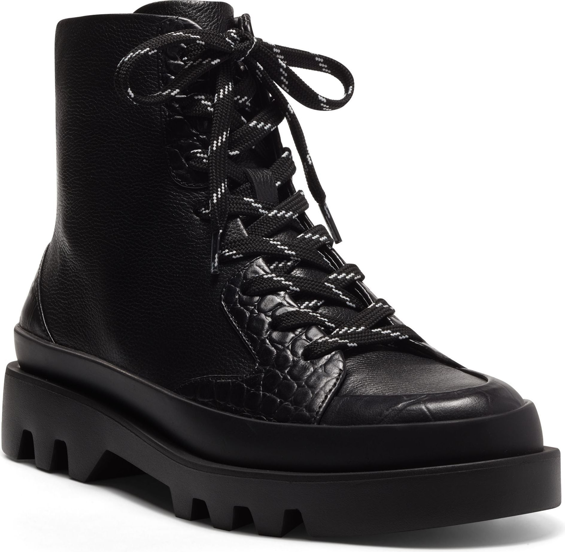 Korigan Black sold by Quarks / Urban Trail