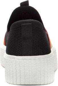 Lavacake Black sold by Quarks / Urban Trail