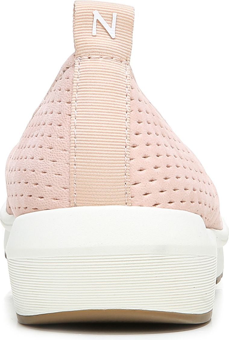 Philippa Almond Nubuck sold by Quarks / Urban Trail product image thumbnail 4