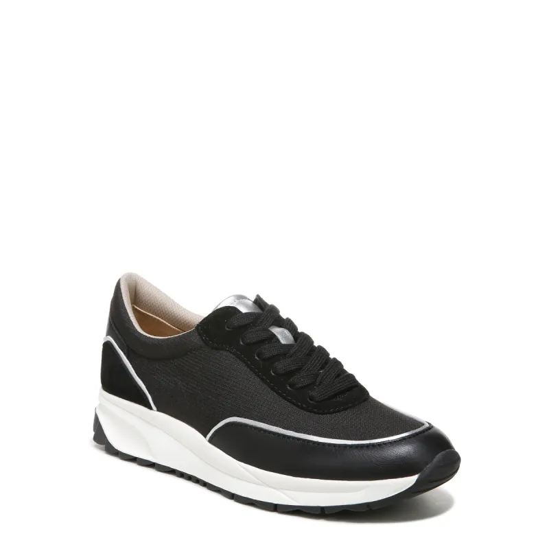 Sarina Black - Wide sold by Quarks / Urban Trail