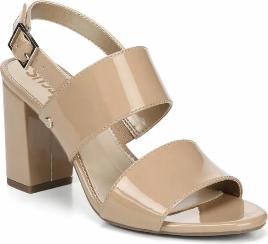 Olivia Almond sold by Quarks / Urban Trail