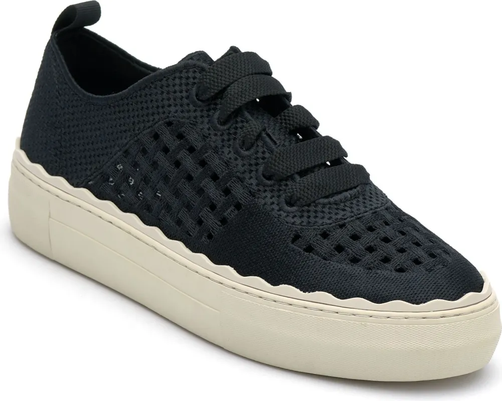 Jamminna Black sold by Quarks / Urban Trail