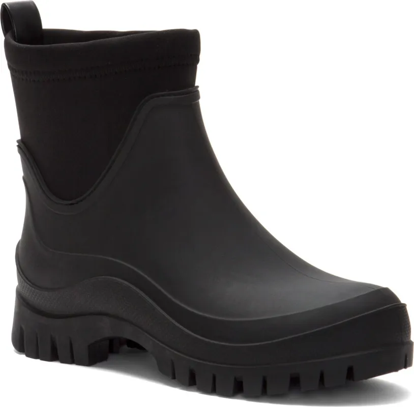 Louisa Black sold by Quarks / Urban Trail