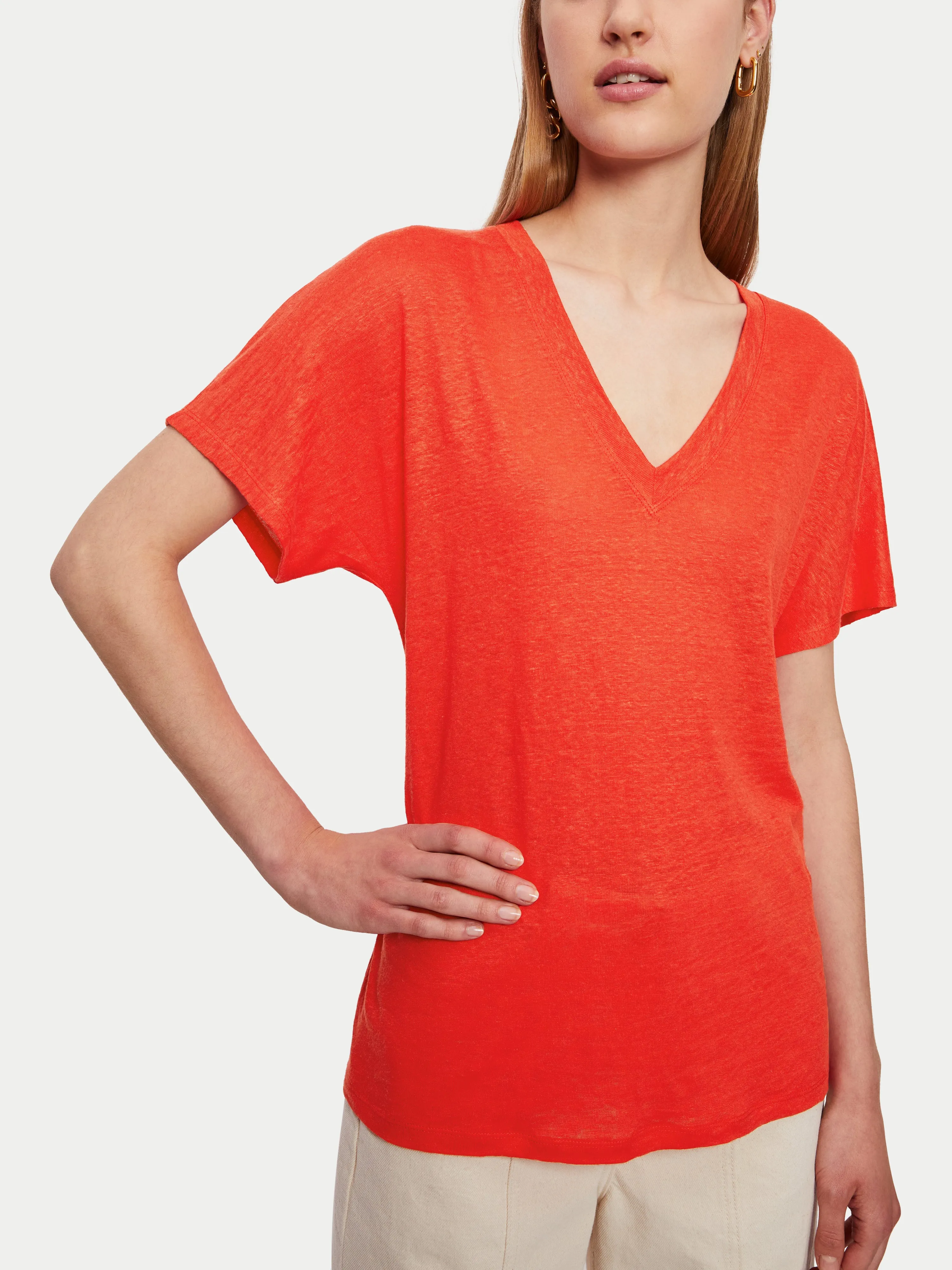 Linen V Neck Short Sleeve Tee | Red sold by Jigsaw product image thumbnail 3