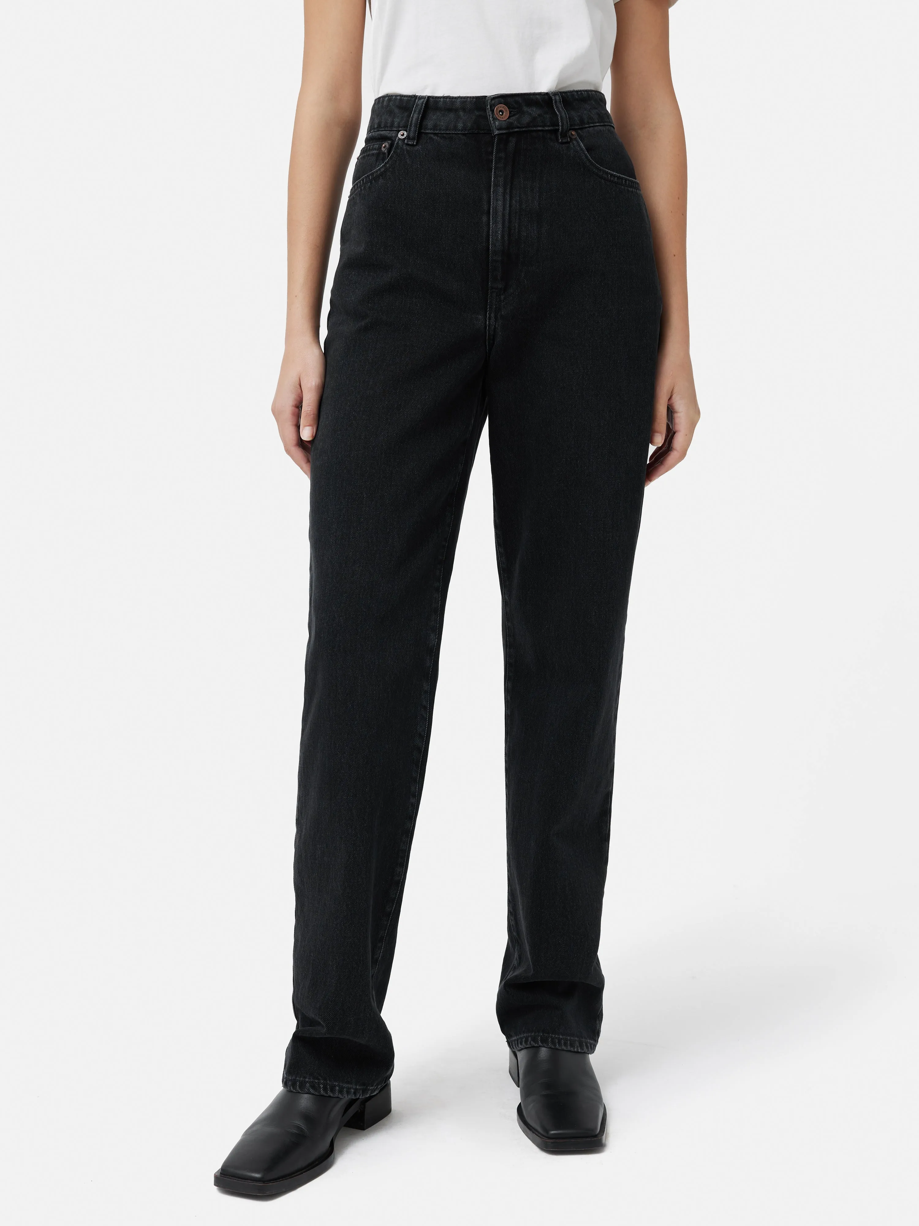 Regent Straight Leg Jean | Washed Black sold by Jigsaw