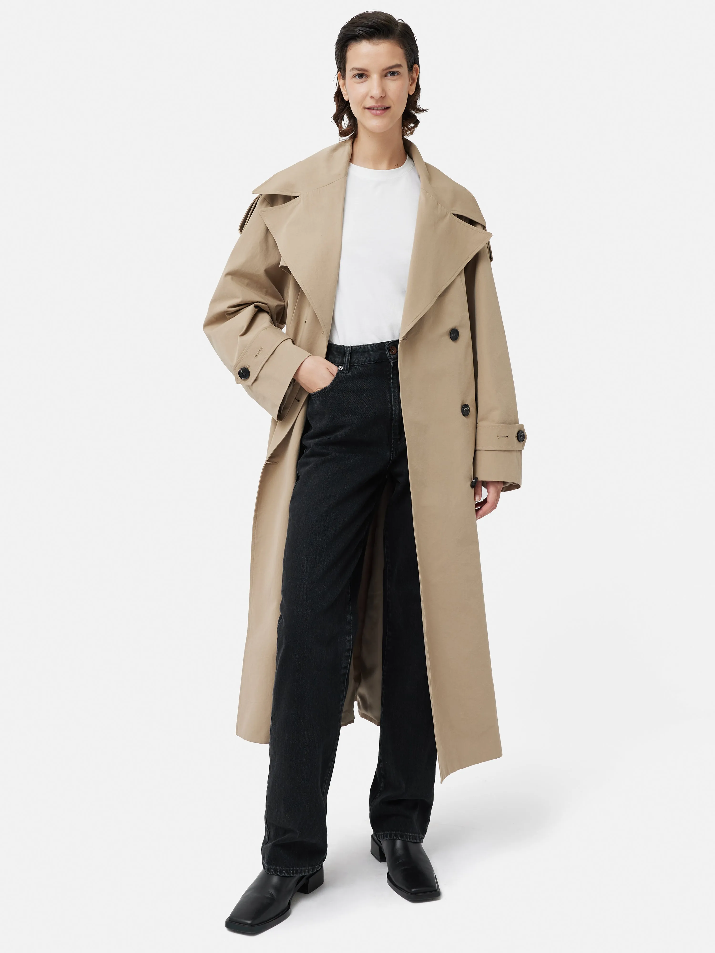 Regent Straight Leg Jean | Washed Black sold by Jigsaw product image thumbnail 3