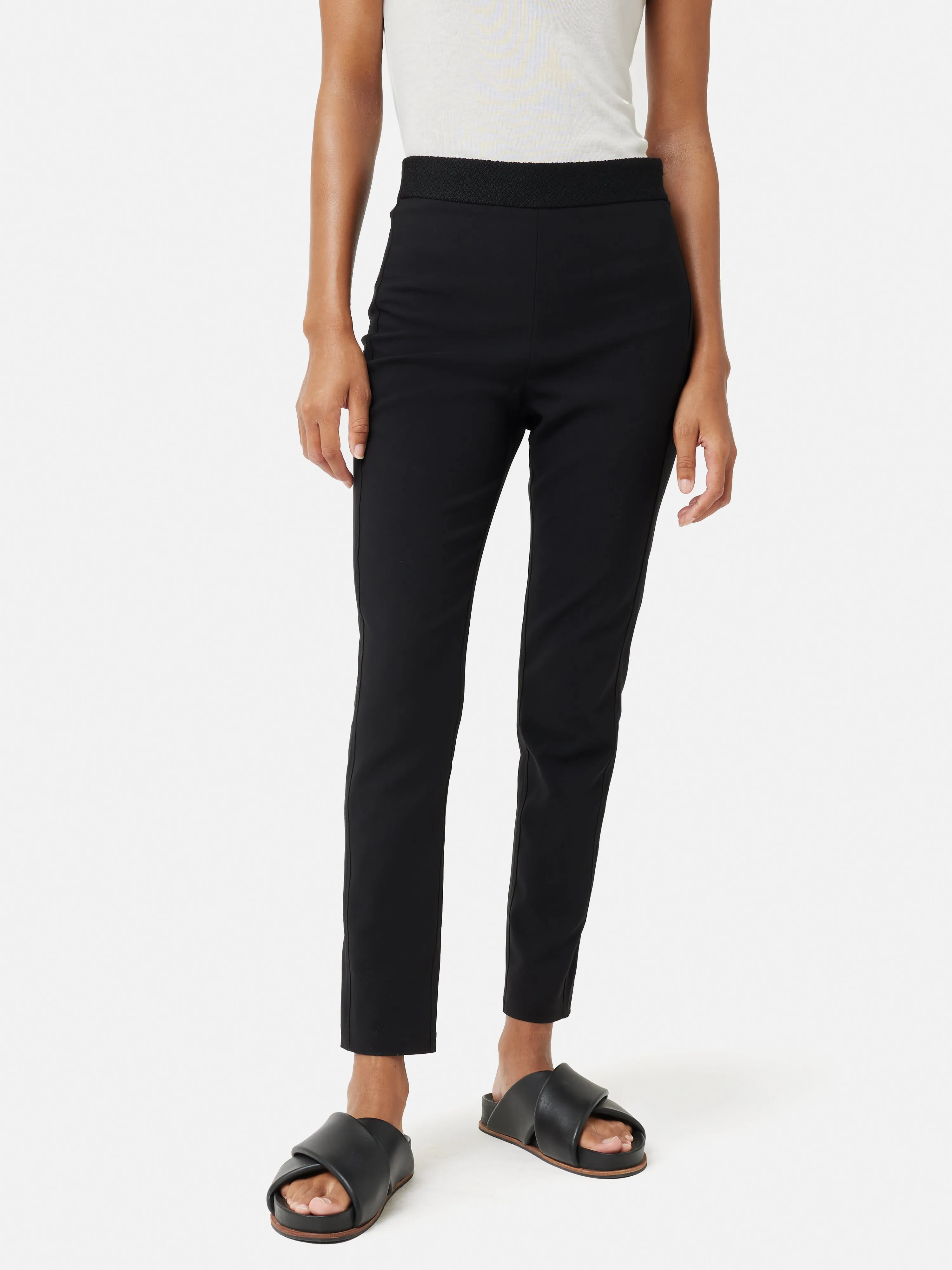 Bi-stretch Tailored Trouser | Black sold by Jigsaw