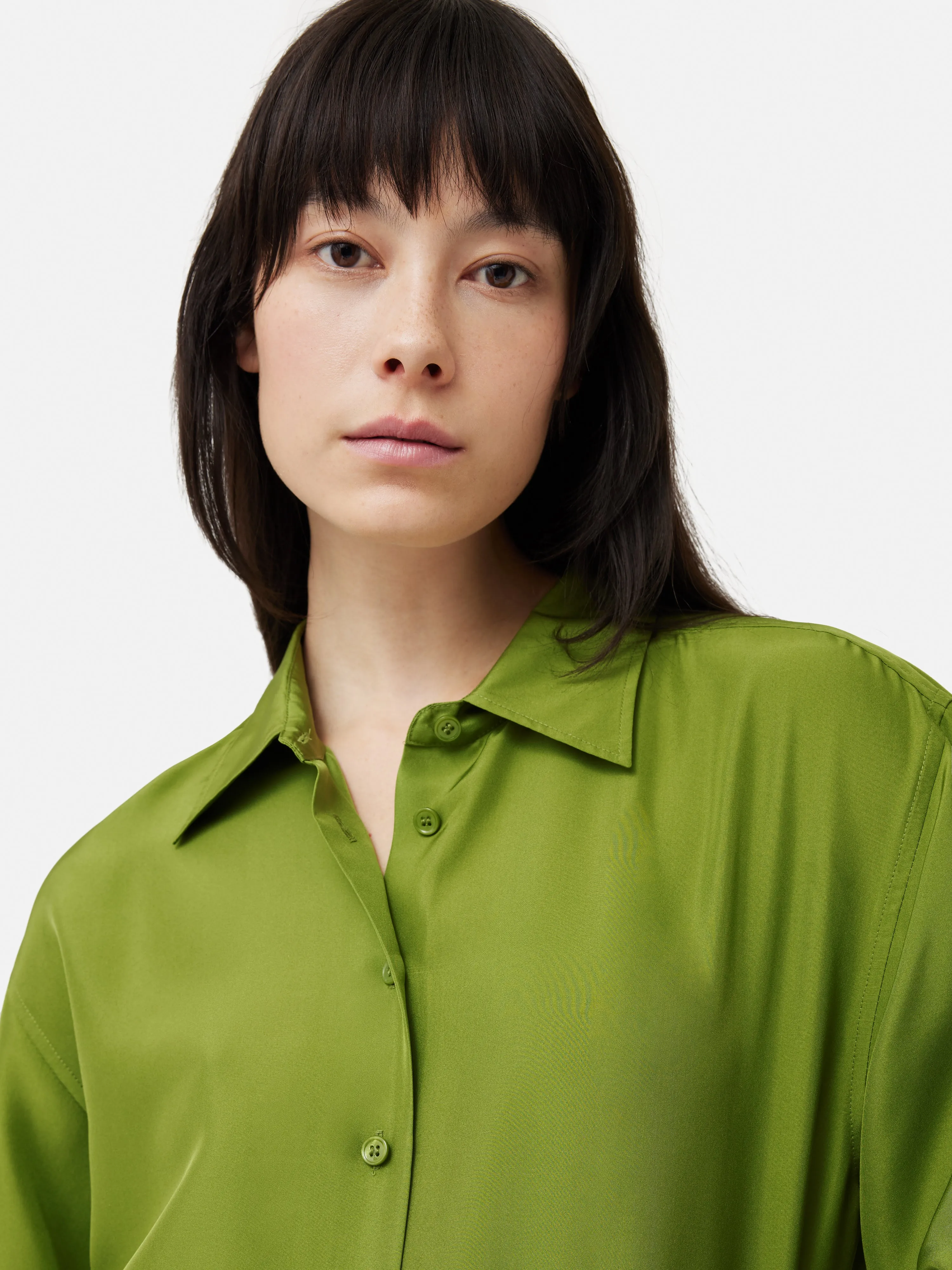 Silk Habotai Relaxed Shirt | Green sold by Jigsaw product image thumbnail 2