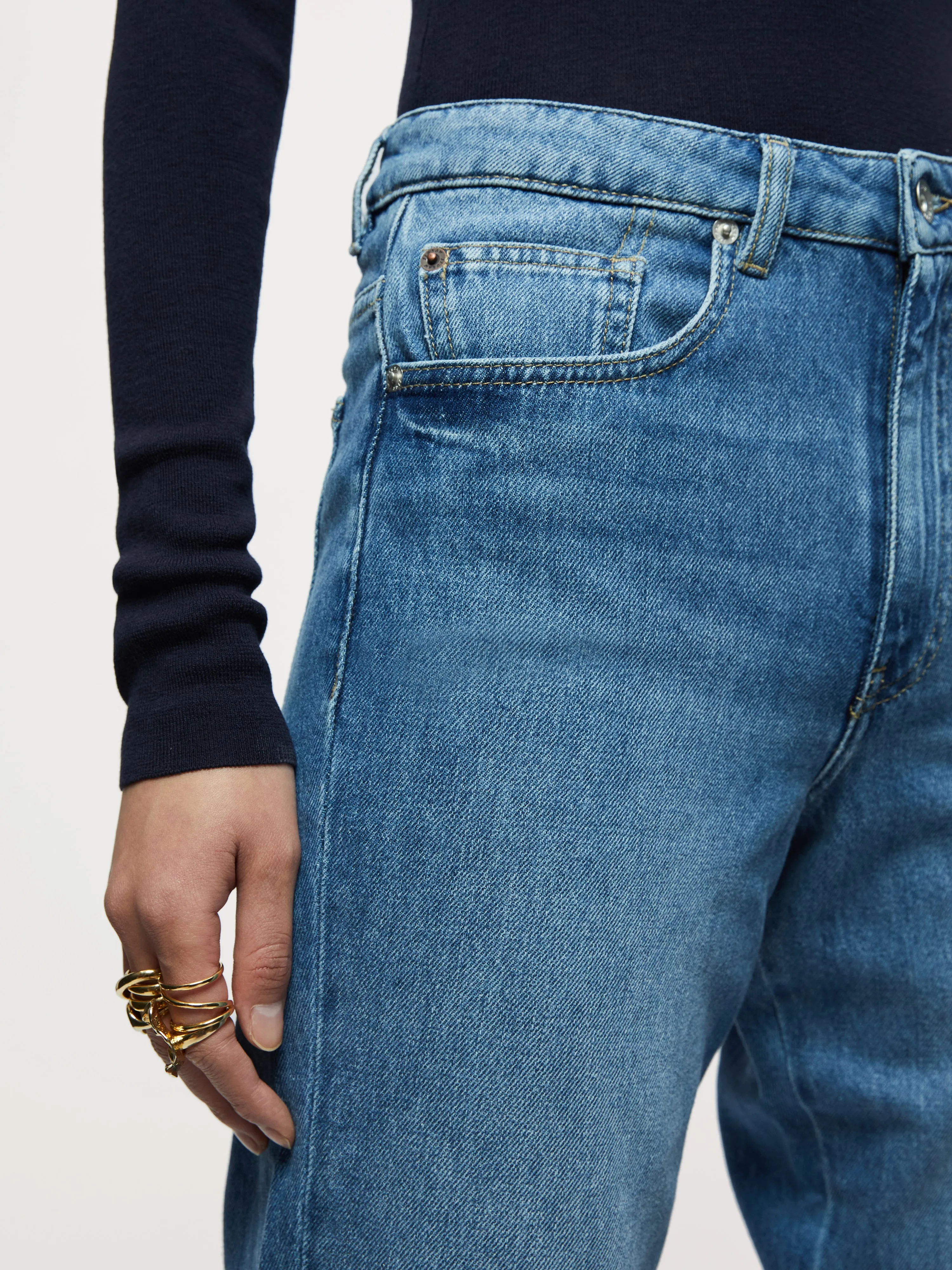 Nevan Original Cut Jean | Vintage Wash sold by Jigsaw product image thumbnail 2