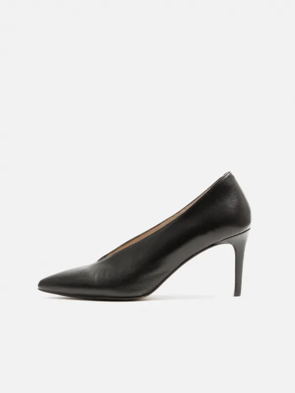 Reece Leather Court Shoe | Black made by Jigsaw