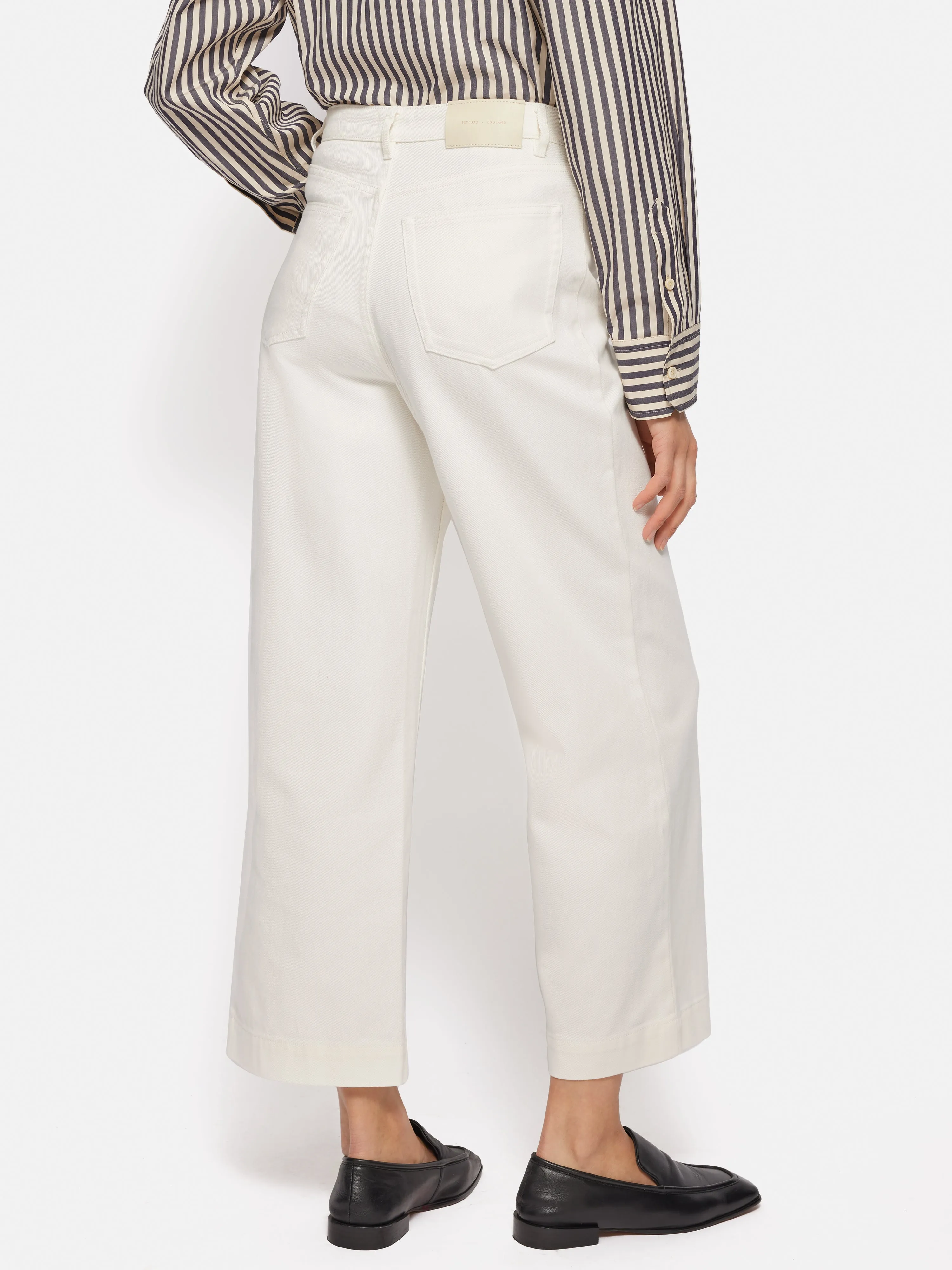 Tyne Wide Leg Cropped Jean | White sold by Jigsaw product image thumbnail 5