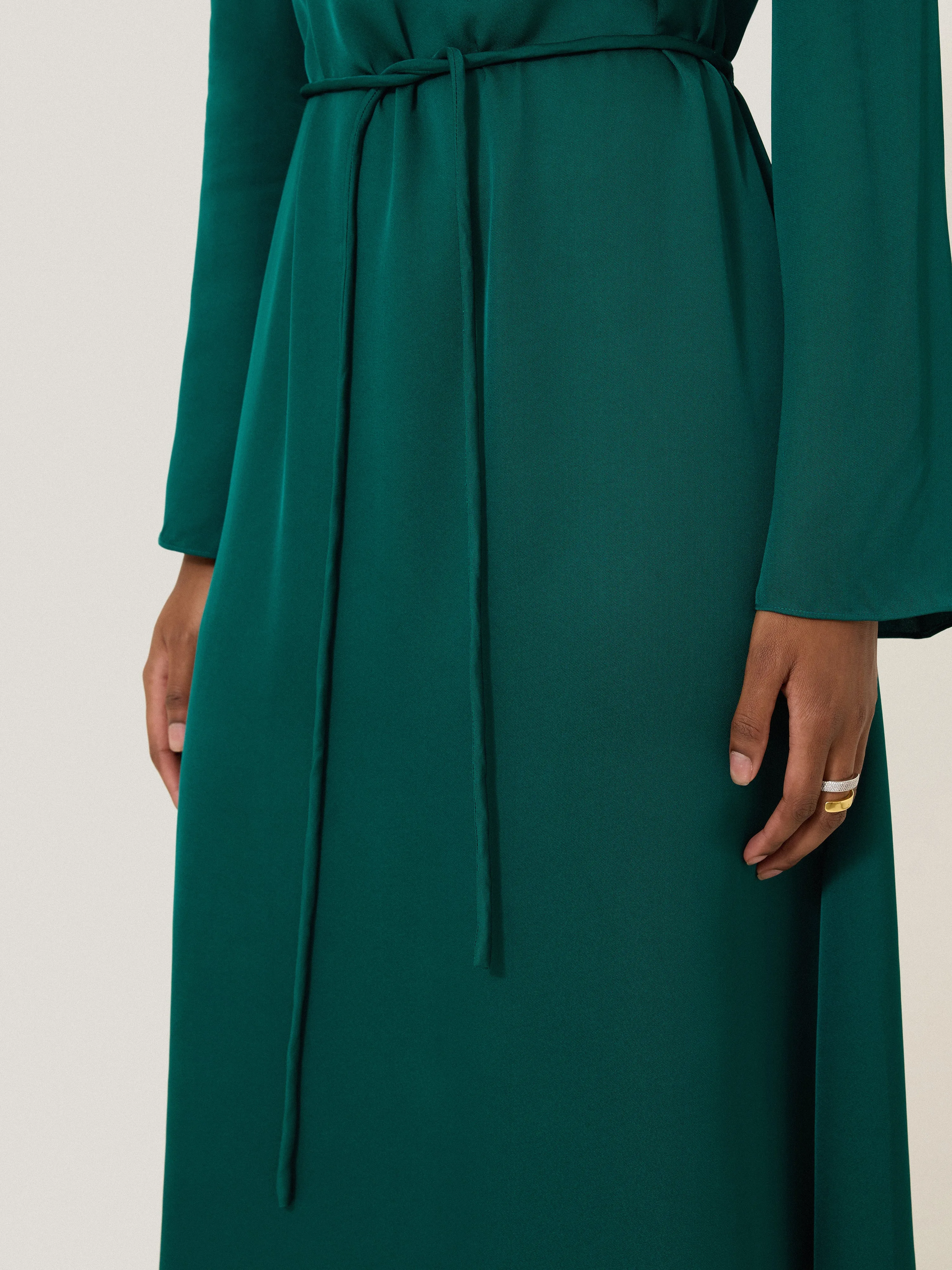 Satin Back Crepe Dress | Green sold by Jigsaw product image thumbnail 2