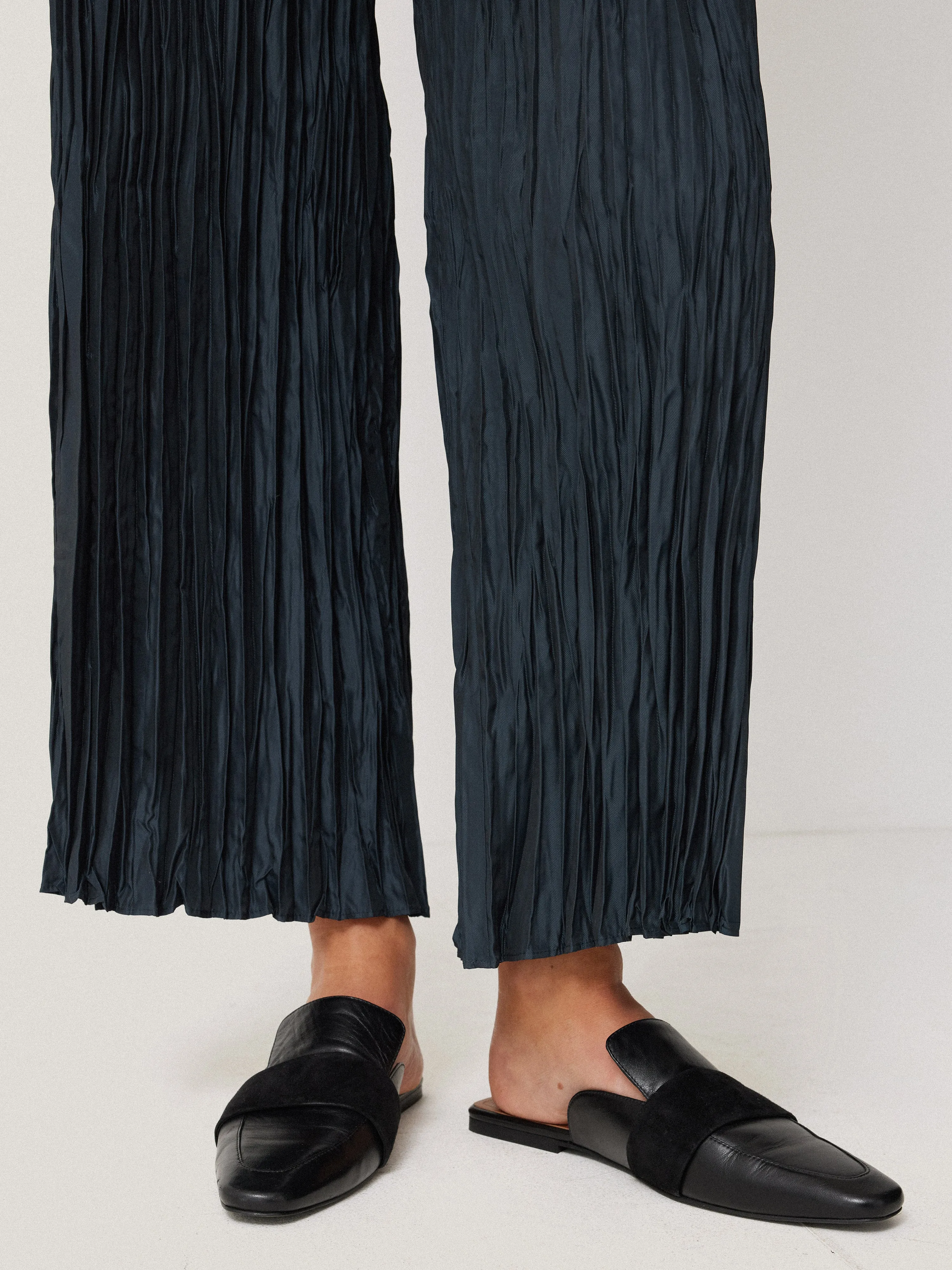 Plisse Trouser | Navy sold by Jigsaw product image thumbnail 5