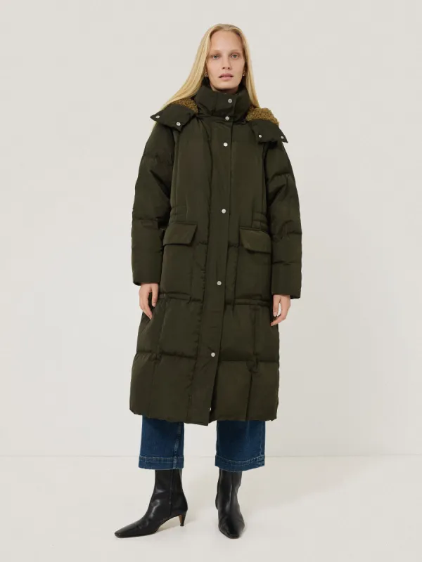 Relaxed Longline Puffer Coat | Dark Kale sold by Jigsaw
