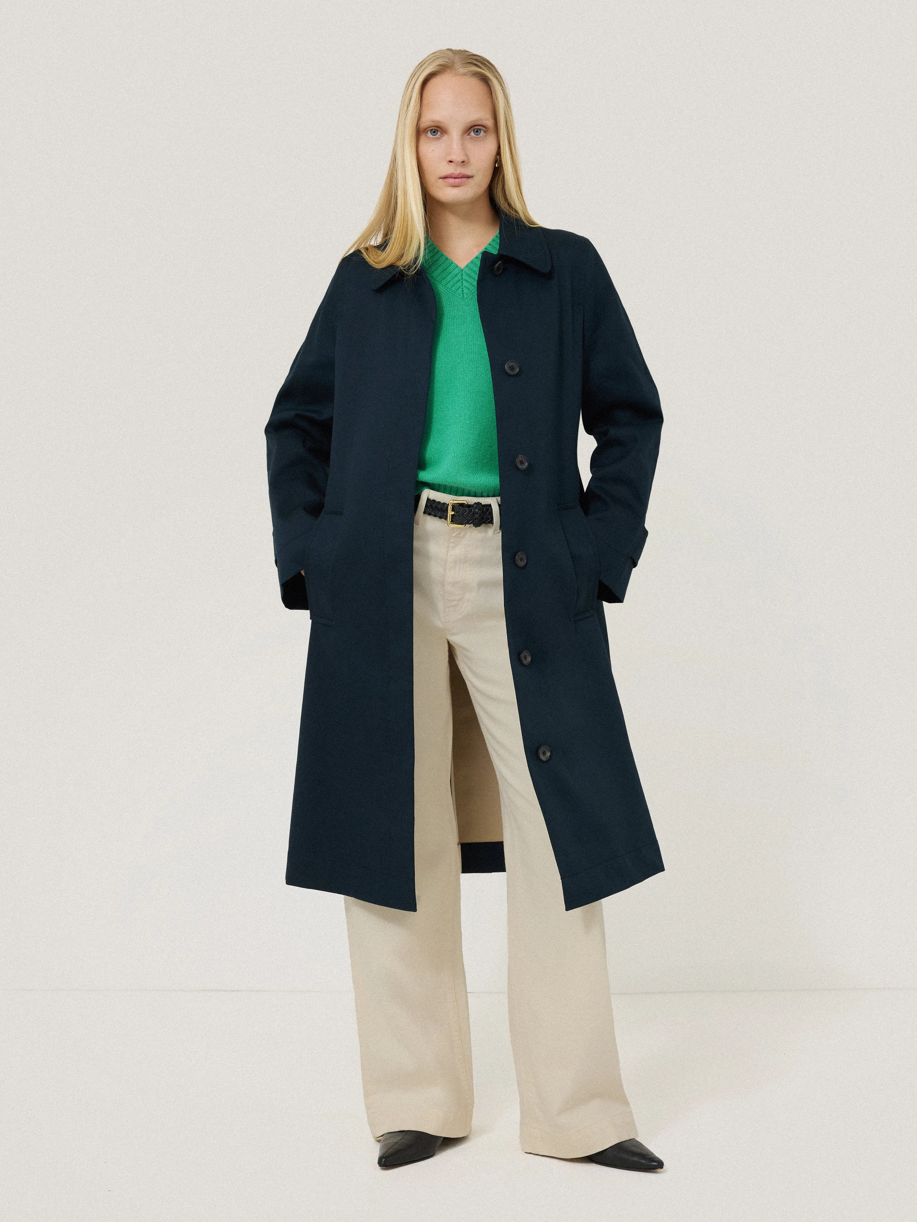 Wool Cashmere Blend V Neck | Green sold by Jigsaw product image thumbnail 5