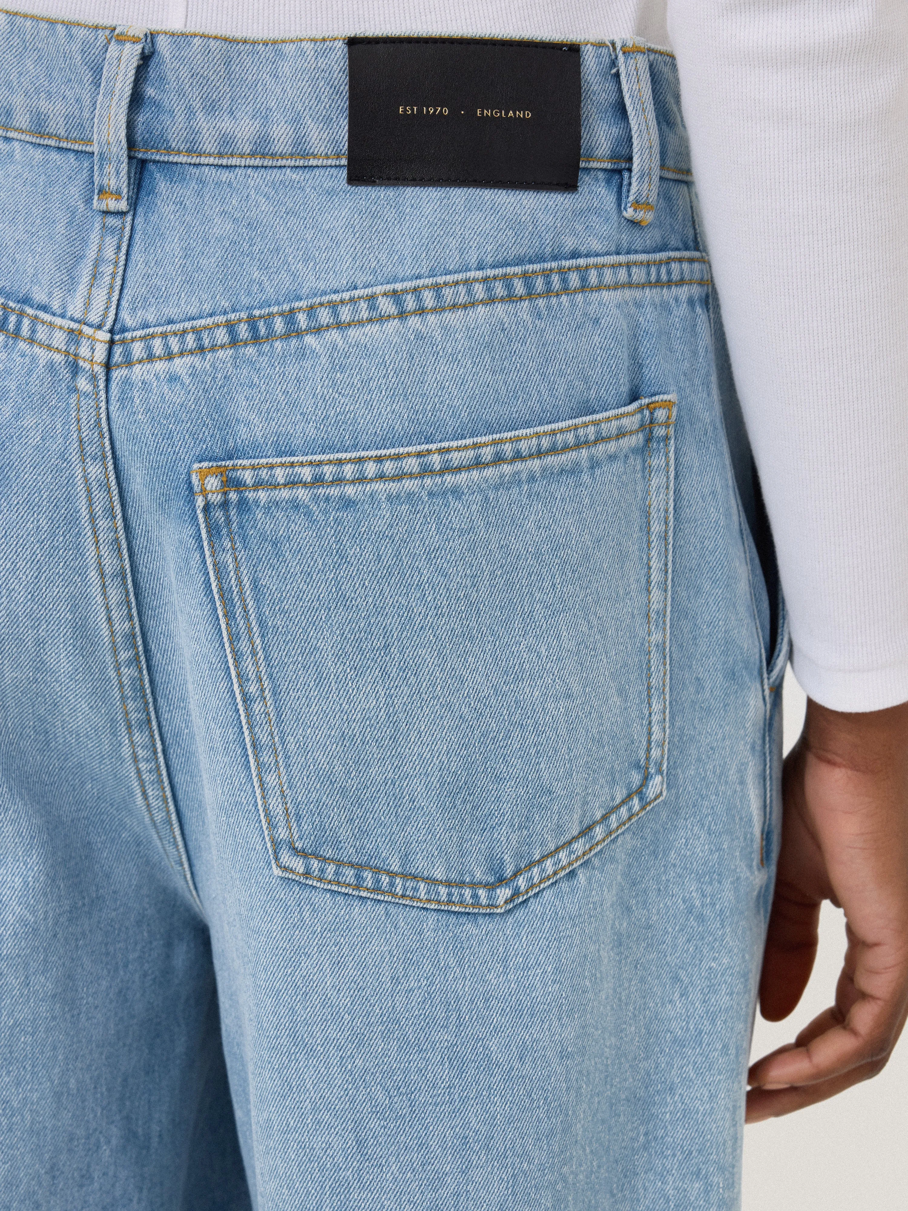 Kensington Barrel Leg Jean | Light Blue Wash sold by Jigsaw product image thumbnail 3