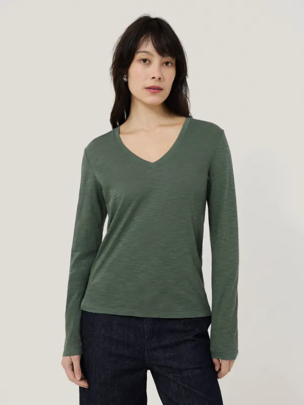 Cotton Slub V Neck Long Sleeve Tee | Green sold by Jigsaw
