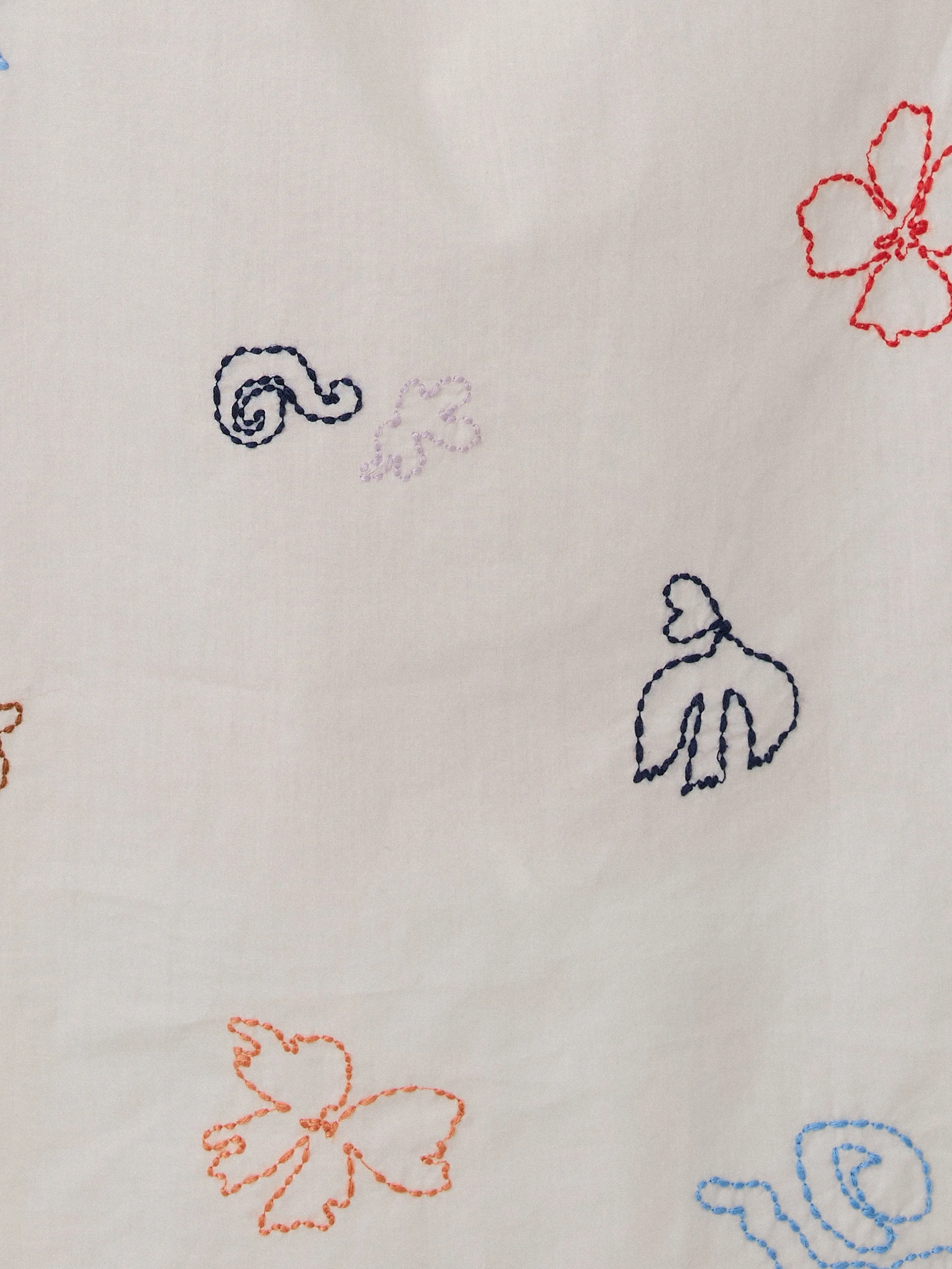 Abstract Kiss Embroidered Pyjama | White sold by Jigsaw product image thumbnail 5