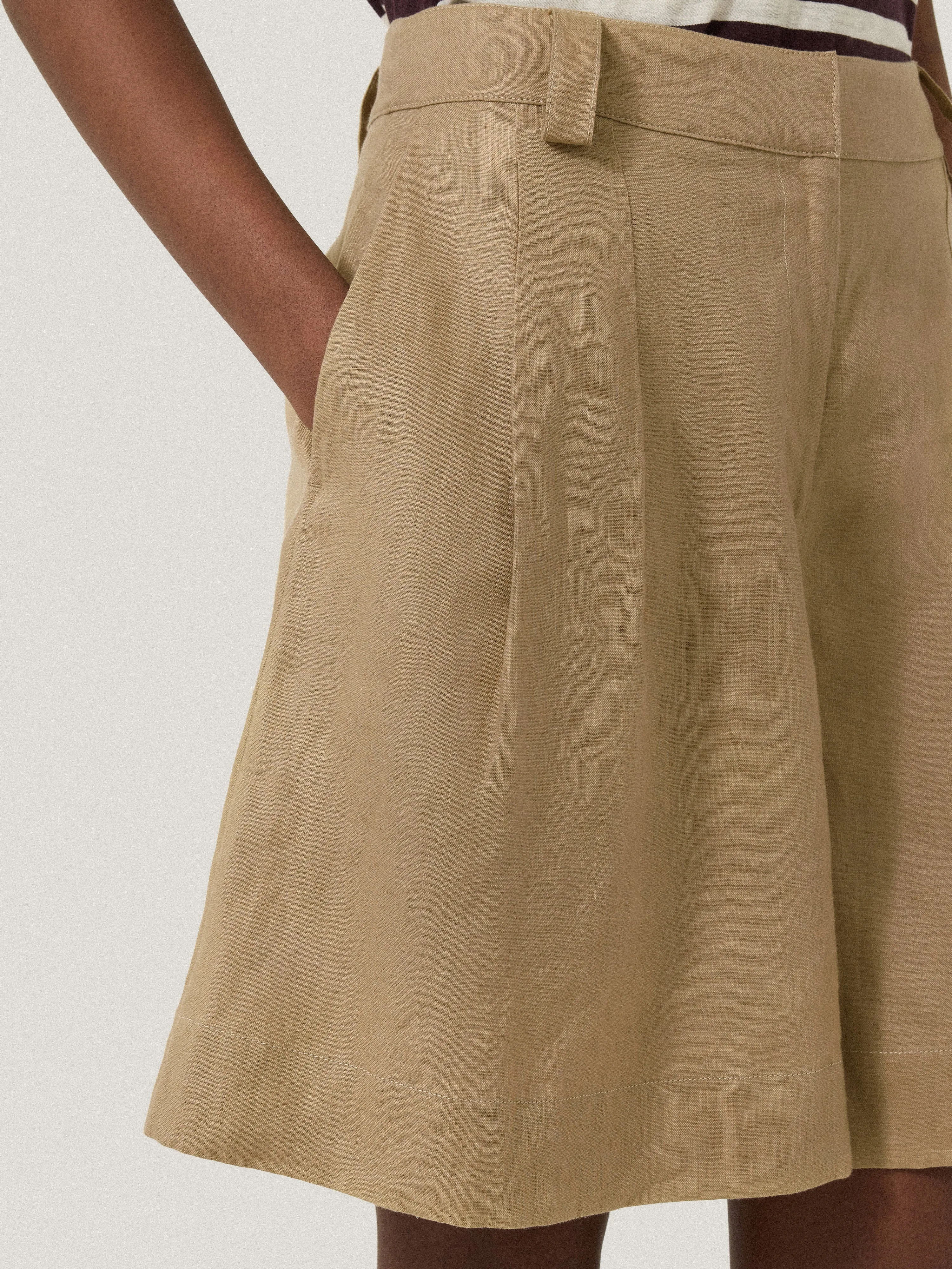 Linen Pleated Bermuda Short | Sand sold by Jigsaw product image thumbnail 3