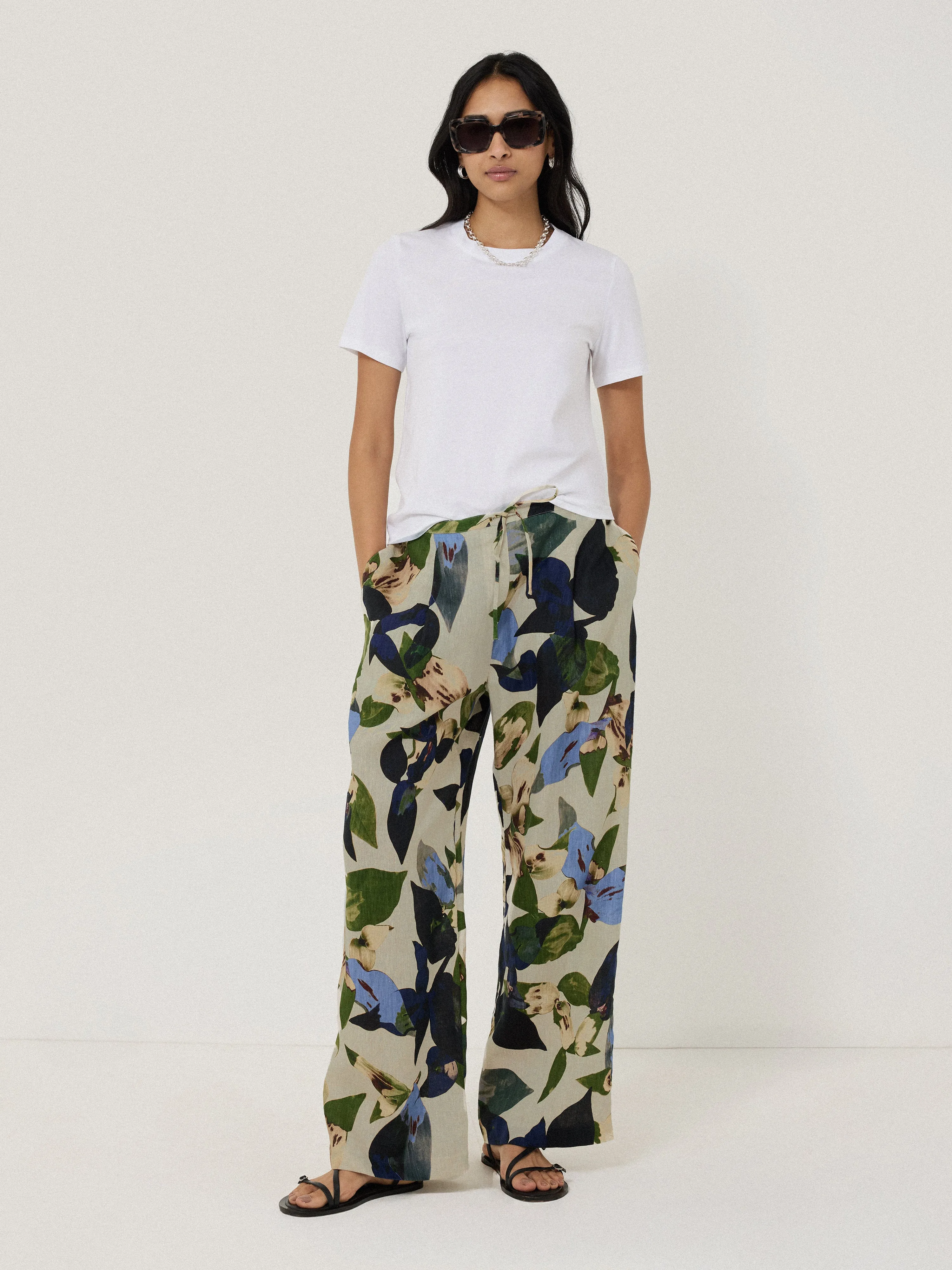 Future Botanic Linen Trouser | Neutral sold by Jigsaw product image thumbnail 3