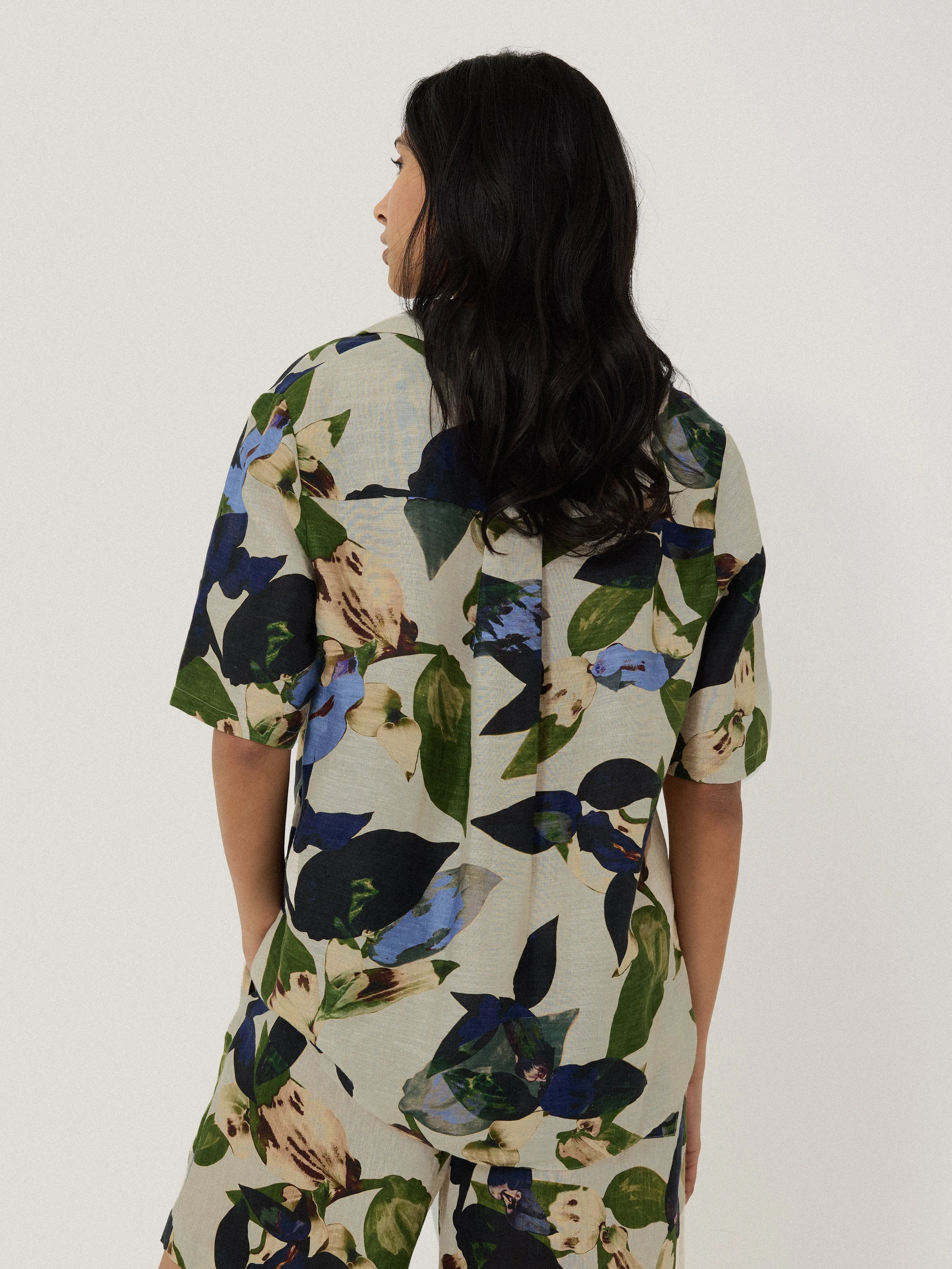 Future Botanic Linen Shirt | Neutral sold by Jigsaw product image thumbnail 4