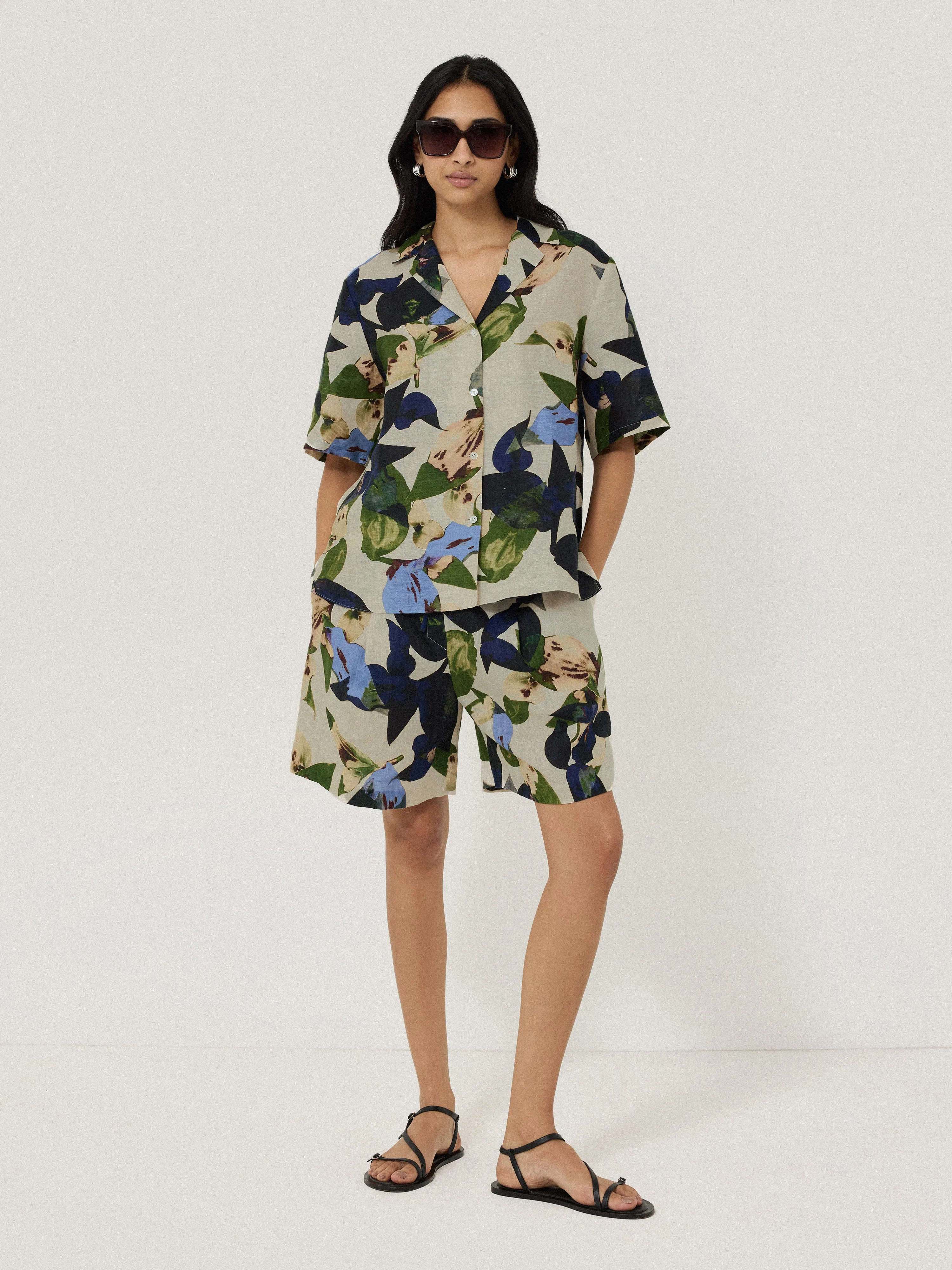 Future Botanic Linen Shirt | Neutral sold by Jigsaw product image thumbnail 3