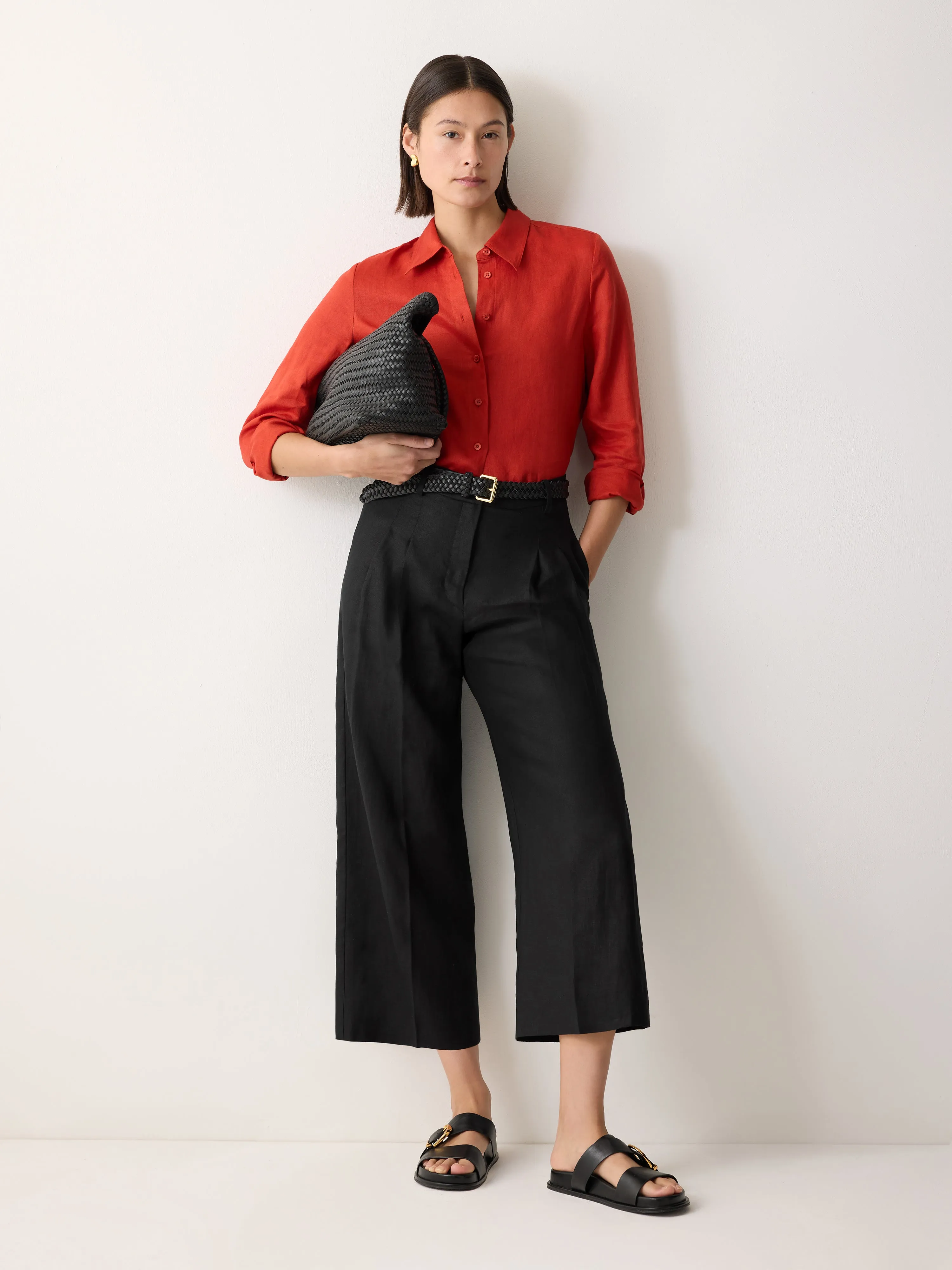Linen Cropped Kemp Trouser | Black sold by Jigsaw