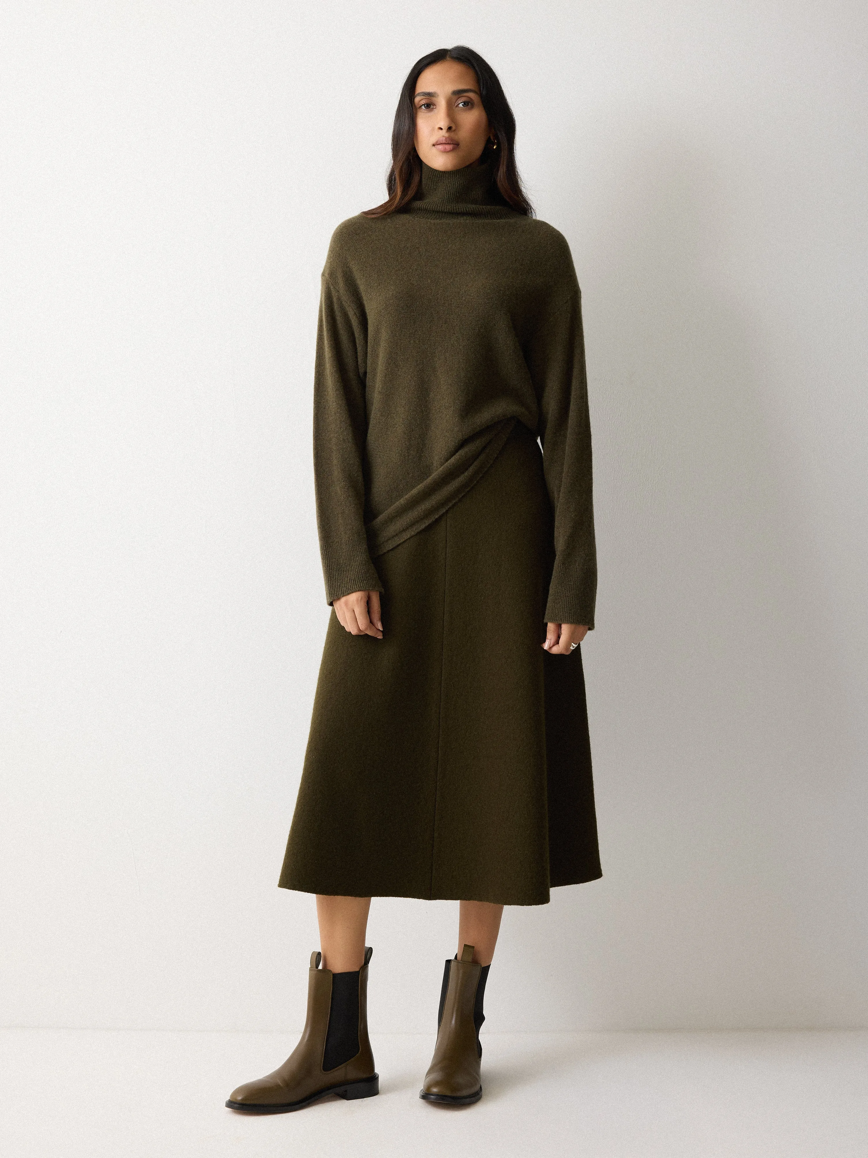 Pembridge Leather Chelsea Boot | Khaki sold by Jigsaw product image thumbnail 2