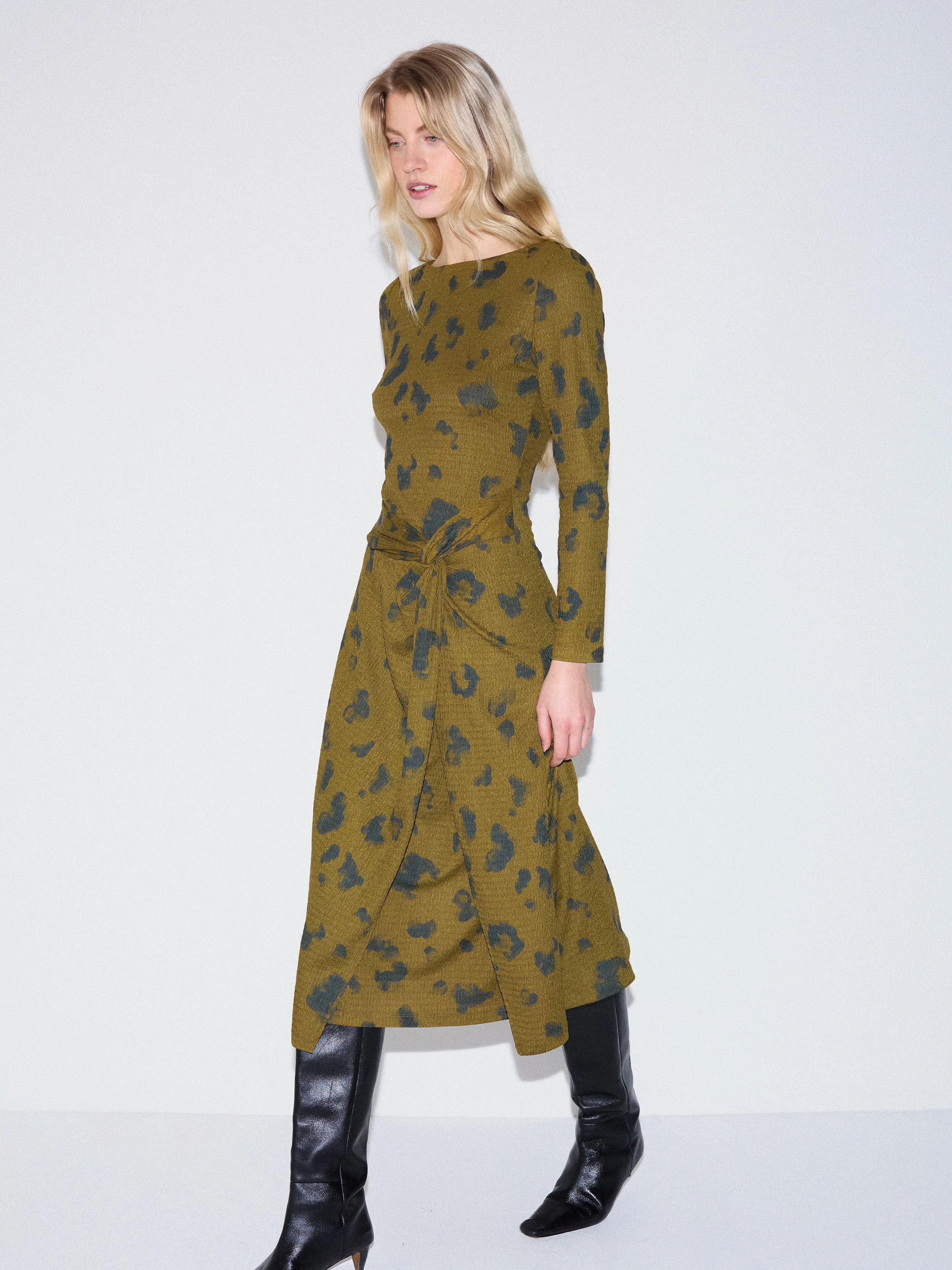 Ink Cloud Crinkle Knot Dress | Khaki sold by Jigsaw product image thumbnail 3