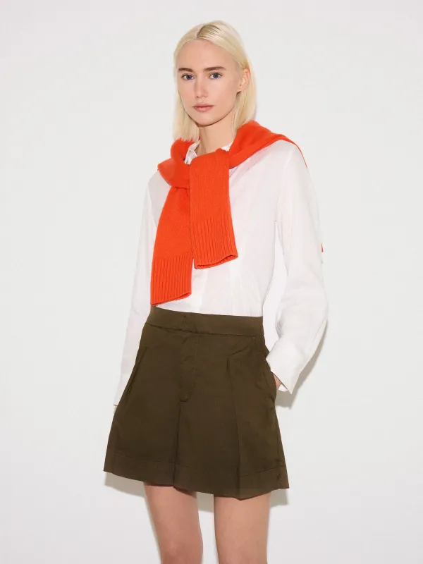 Cotton Pleat Front Chino Short | Green sold by Jigsaw