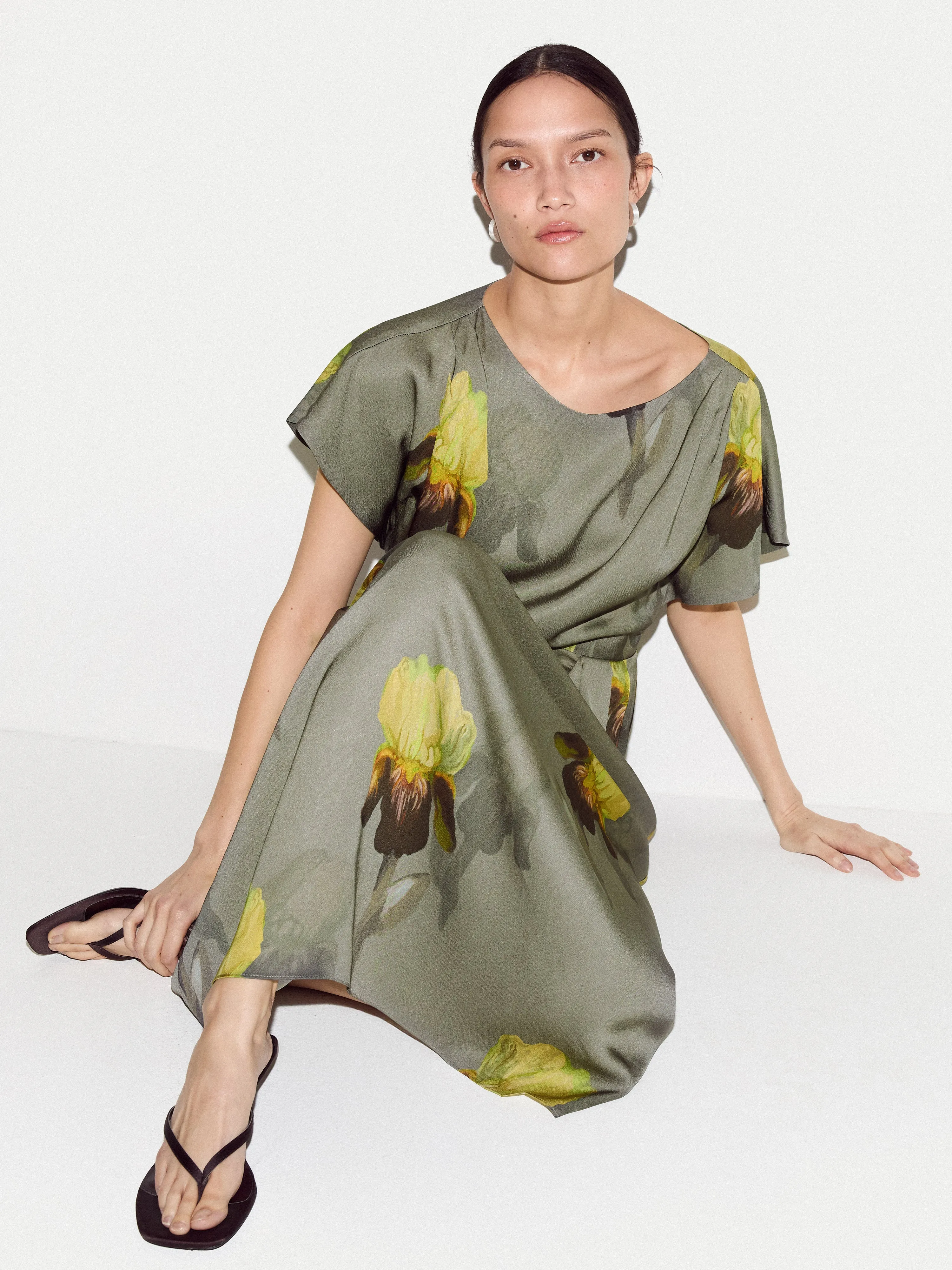 Iris Cap Sleeve Satin Dress | Green sold by Jigsaw product image thumbnail 2