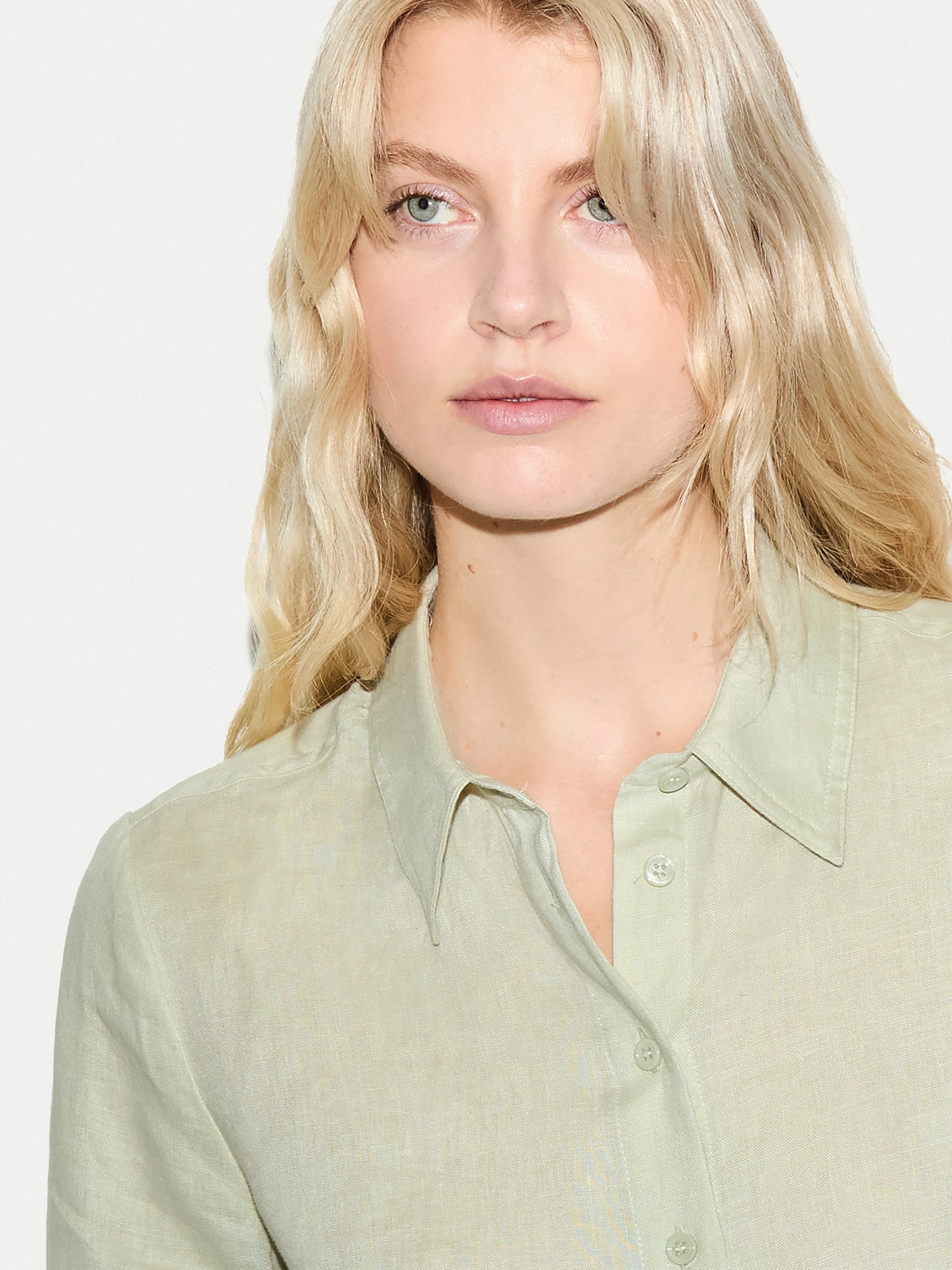 Linen Shirt | Green sold by Jigsaw product image thumbnail 2