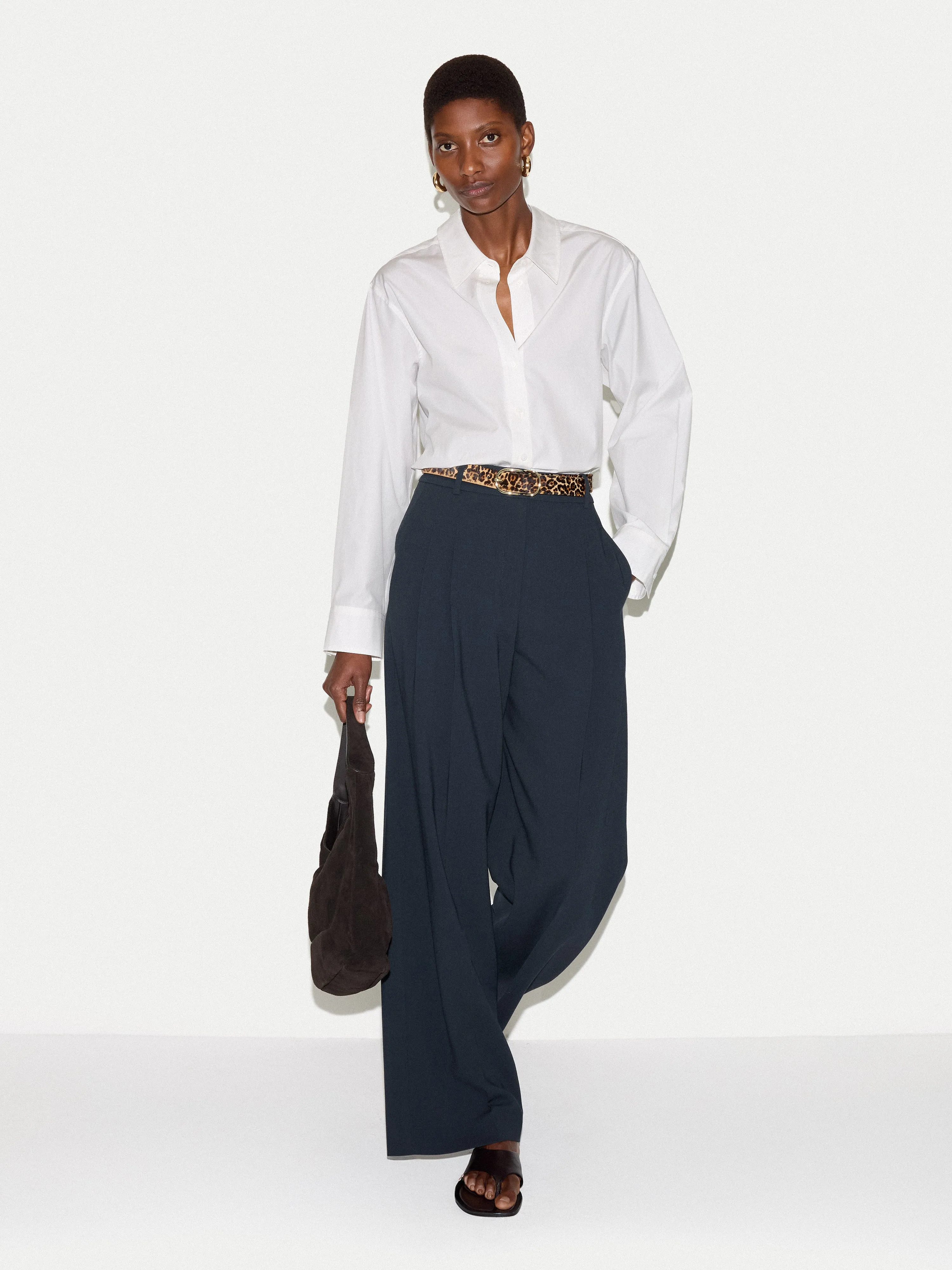 Kemp Fluid Twill Trouser | Navy sold by Jigsaw