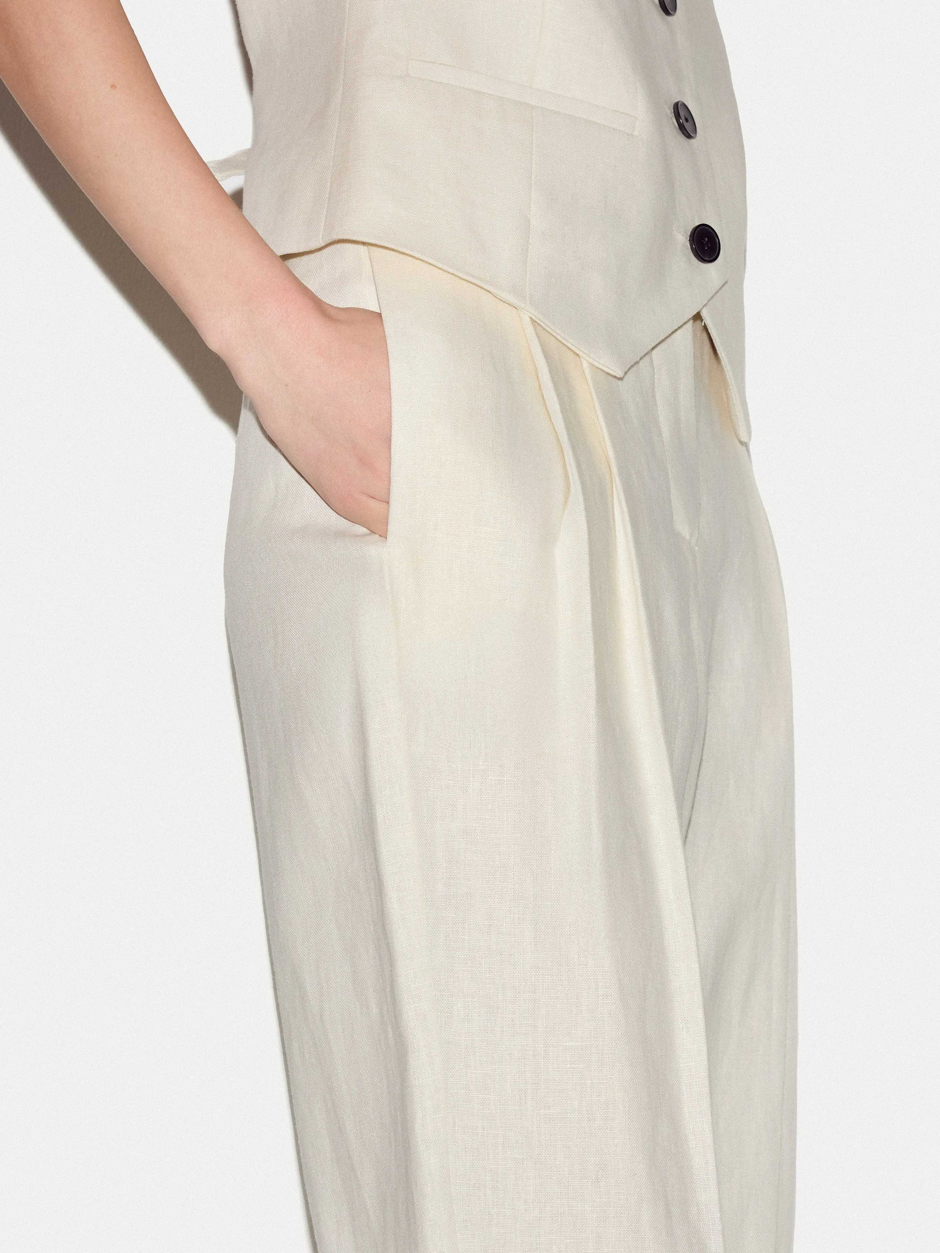 Linen Pleat Tapered Trouser | Cream sold by Jigsaw product image thumbnail 4