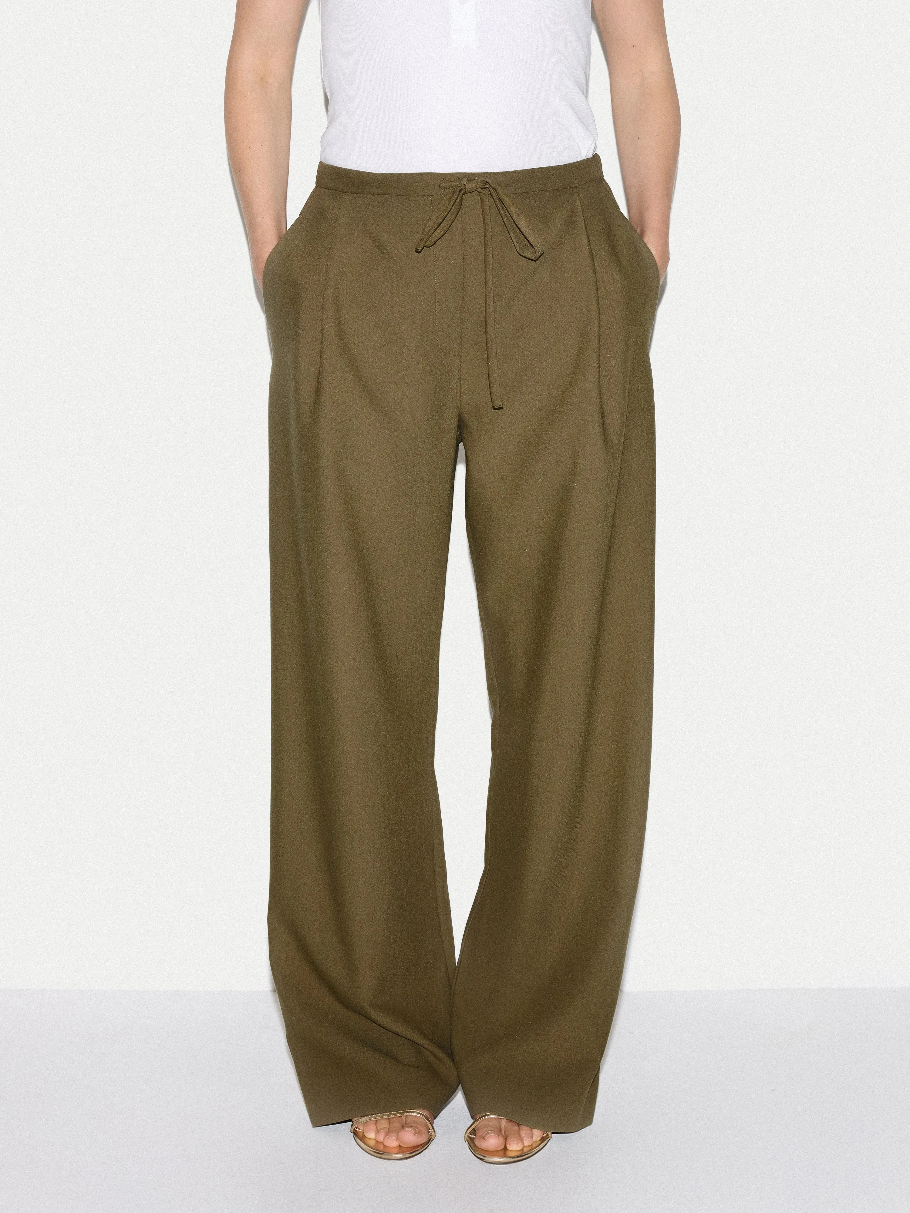 Tailored Drawstring Trouser | Green sold by Jigsaw product image thumbnail 2